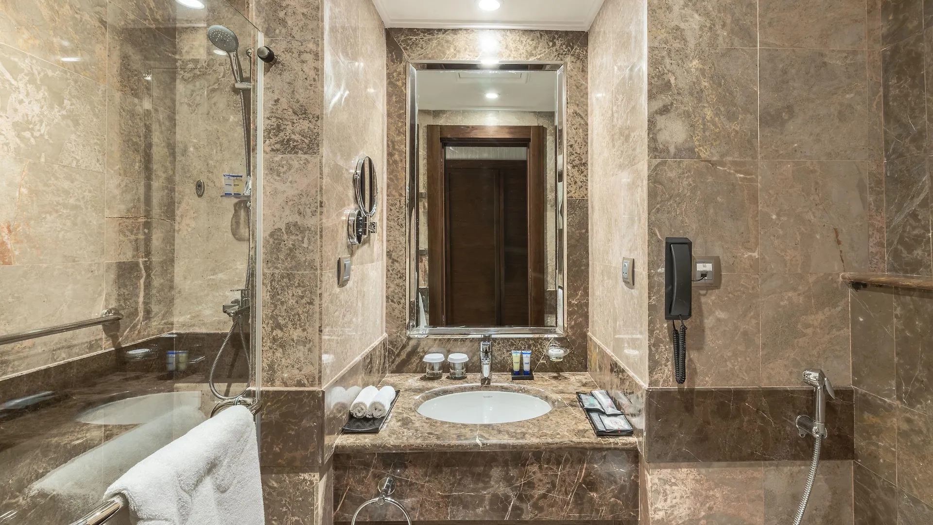 **** Hotel Millennium Makkah Al Naseem Mecca Saudi Arabia